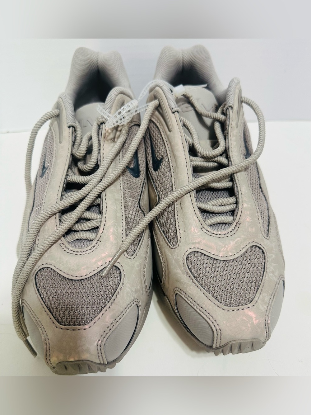 Nike Air Max Muse SE Women’s Size 9.5 College Grey Metallic Silver HM0750-001